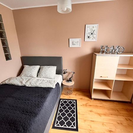 Apartament Roentgena 16 Przy Centrum Onkologii I Klinice Novum Warsawa Bagian luar foto
