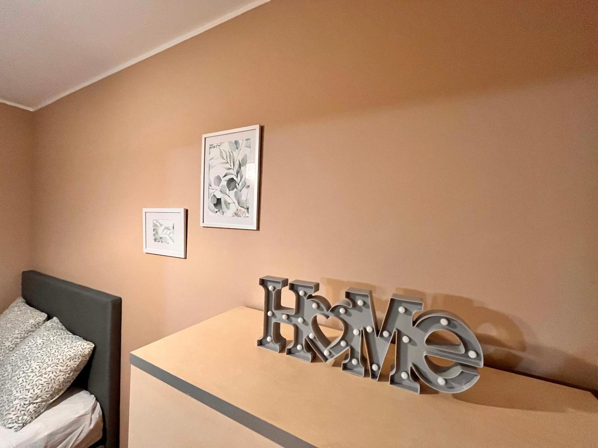 Apartament Roentgena 16 Przy Centrum Onkologii I Klinice Novum Warsawa Bagian luar foto